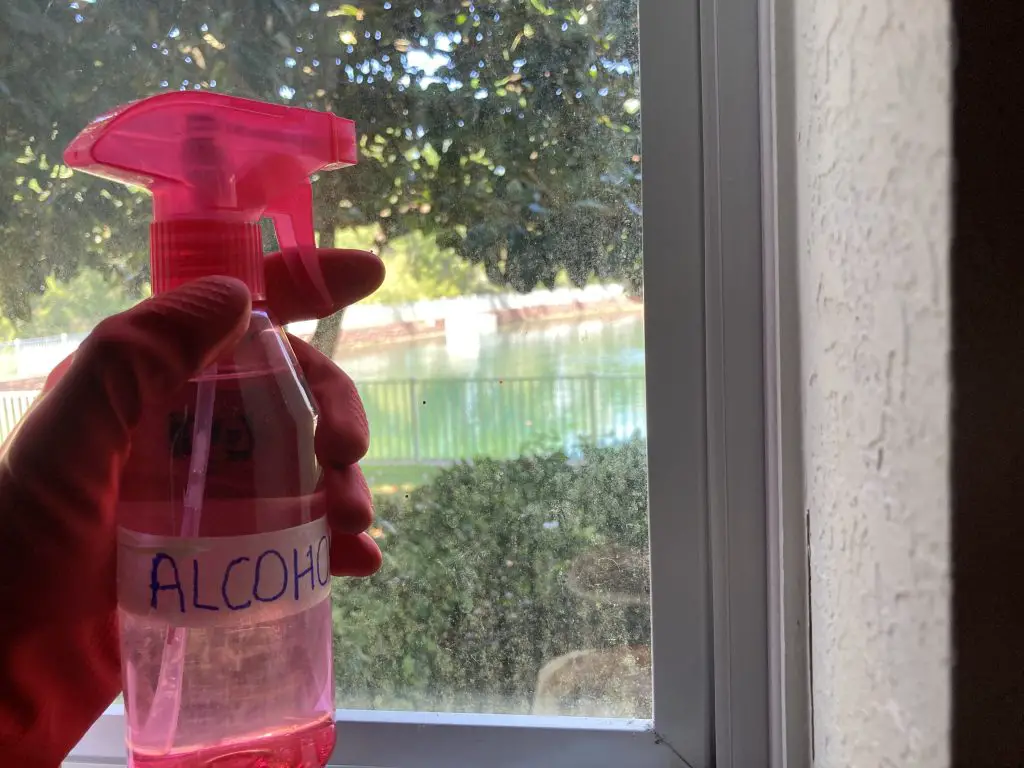 6 SURPRISINGLY GOOD RUBBING ALCOHOL HACKS YOU NEED TO TRY Notes From
