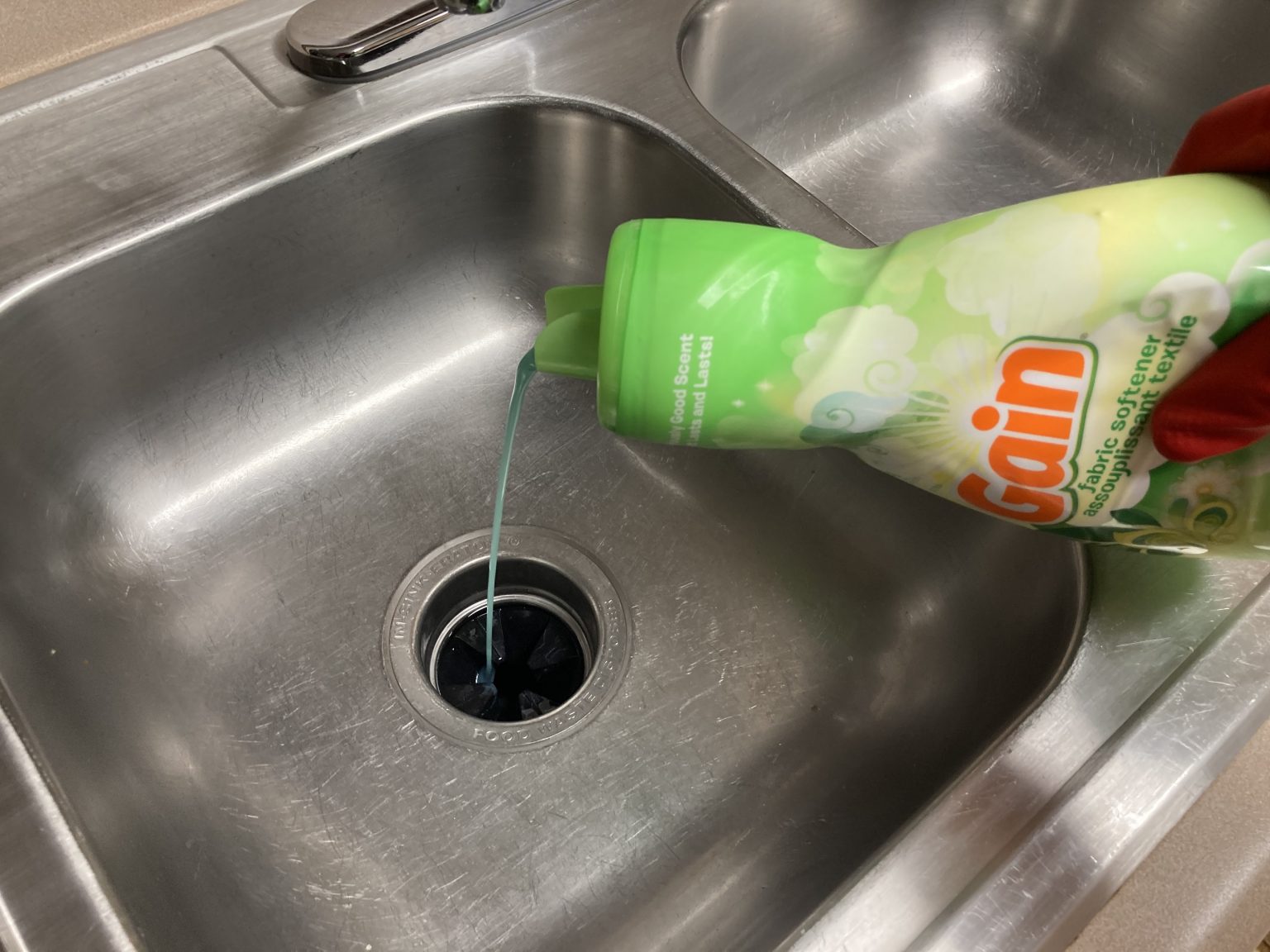 9 REALLY GOOD FABRIC SOFTENER CLEANING HACKS Notes From The Porch